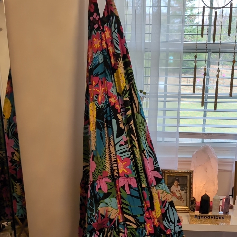 Tropical Floral Print Maxi Dress